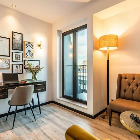 Pestana Vintage Center 호텔 4*