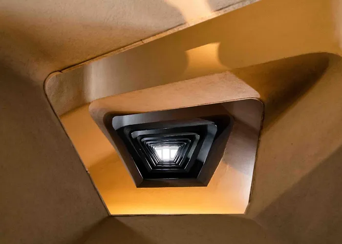 Pestana Vintage Center Hotel